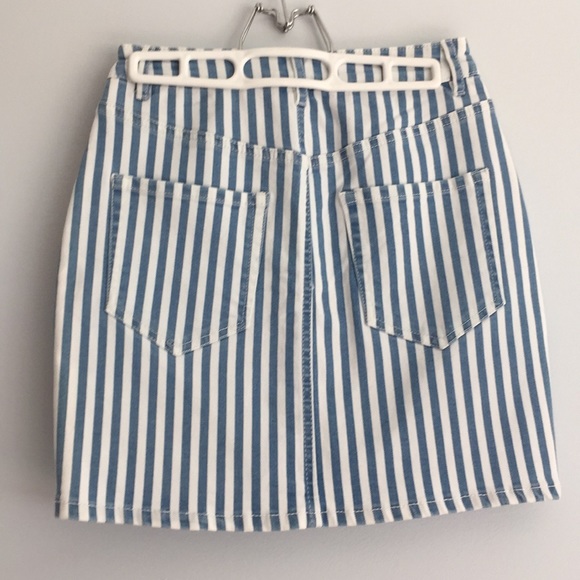 UHR mini skirt - Picture 2 of 2